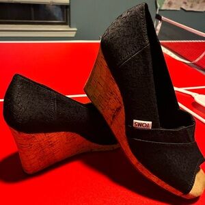 Toms Black and Tan Wedge Shoes
